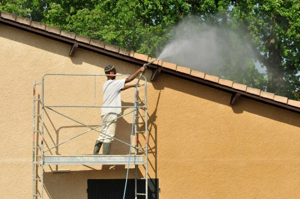 Nettoyage façade de qualité à Saint-Xandre | Les Enduits Rochelais
